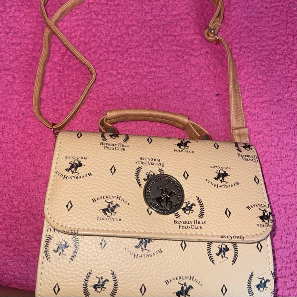Hand Bag - Picture 4 of 5